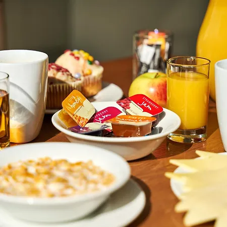 ديسكفري - 2* ليدز