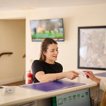 فندق ديسكفري -