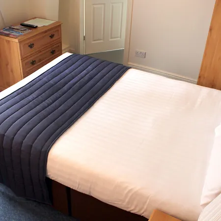 ديسكفري - فندق 2*