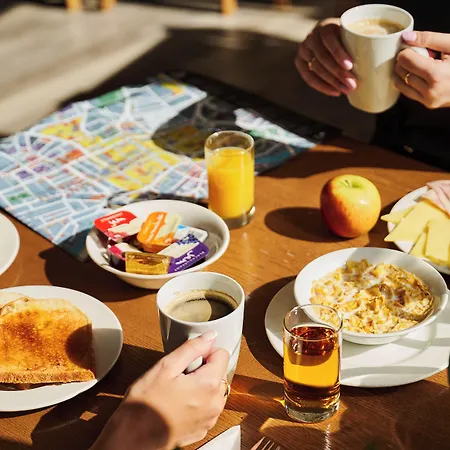 ديسكفري - فندق 2*