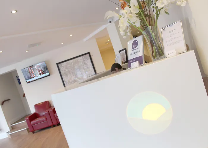 Discovery - Hotel 2*