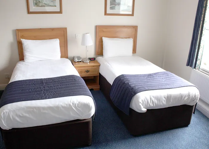 Discovery - Hotel 2*