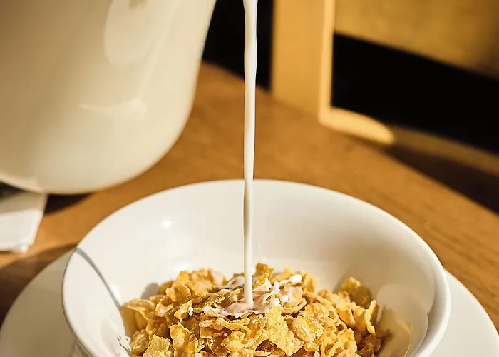 Discovery - 2* Leeds