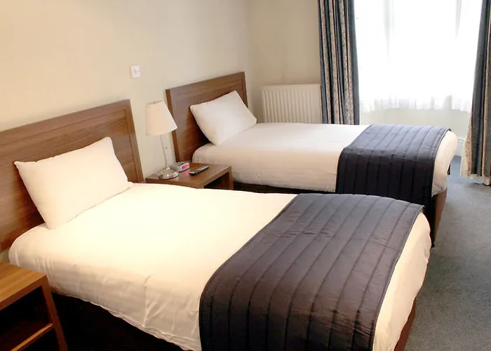 Discovery - Hotel 2*