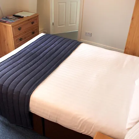 Discovery - Leeds Hotel 2*