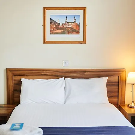 Discovery - Leeds Hotel 2*