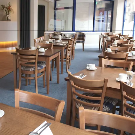 Discovery - Hotel 2*