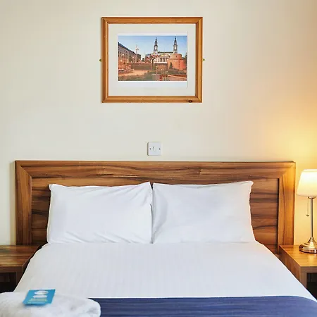 Discovery - Hotel 2*